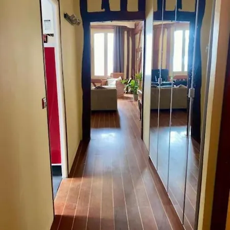 Hyper Centre Vieux Marché *